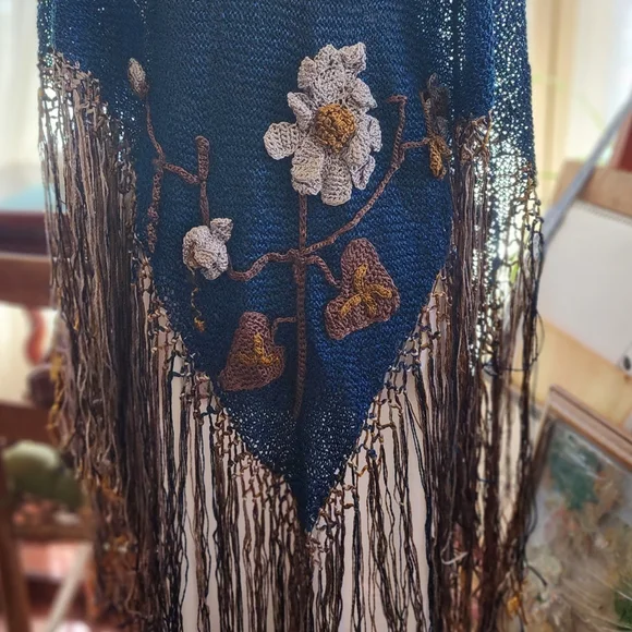 Vintage Antique 1930s piano shawl for emo fairy - Picture 9 of 16